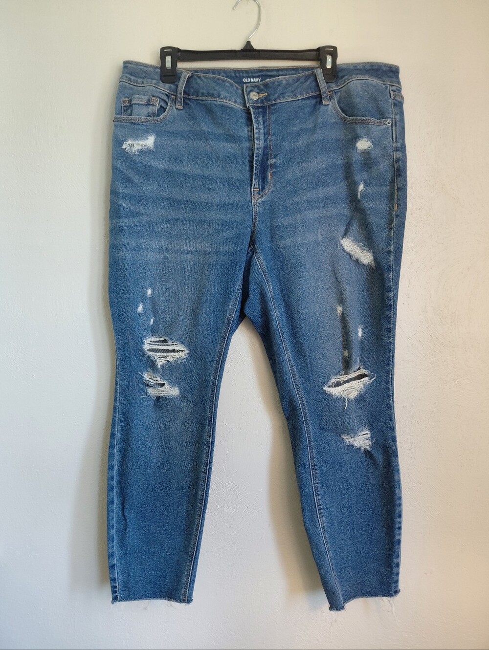 Old Navy Women's Blue Distressed Boyfriend Jeans